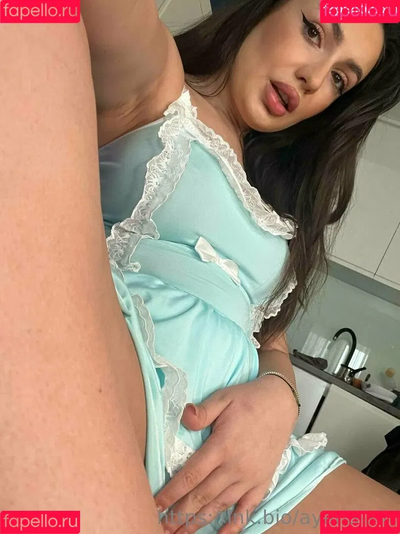 ayana.sinn / ayanasin Onlyfans Photo Gallery 