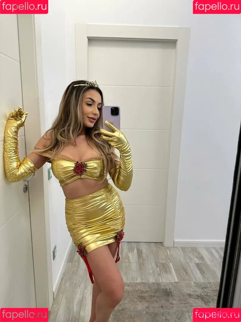ayana.sinn / ayanasin Onlyfans Photo Gallery 