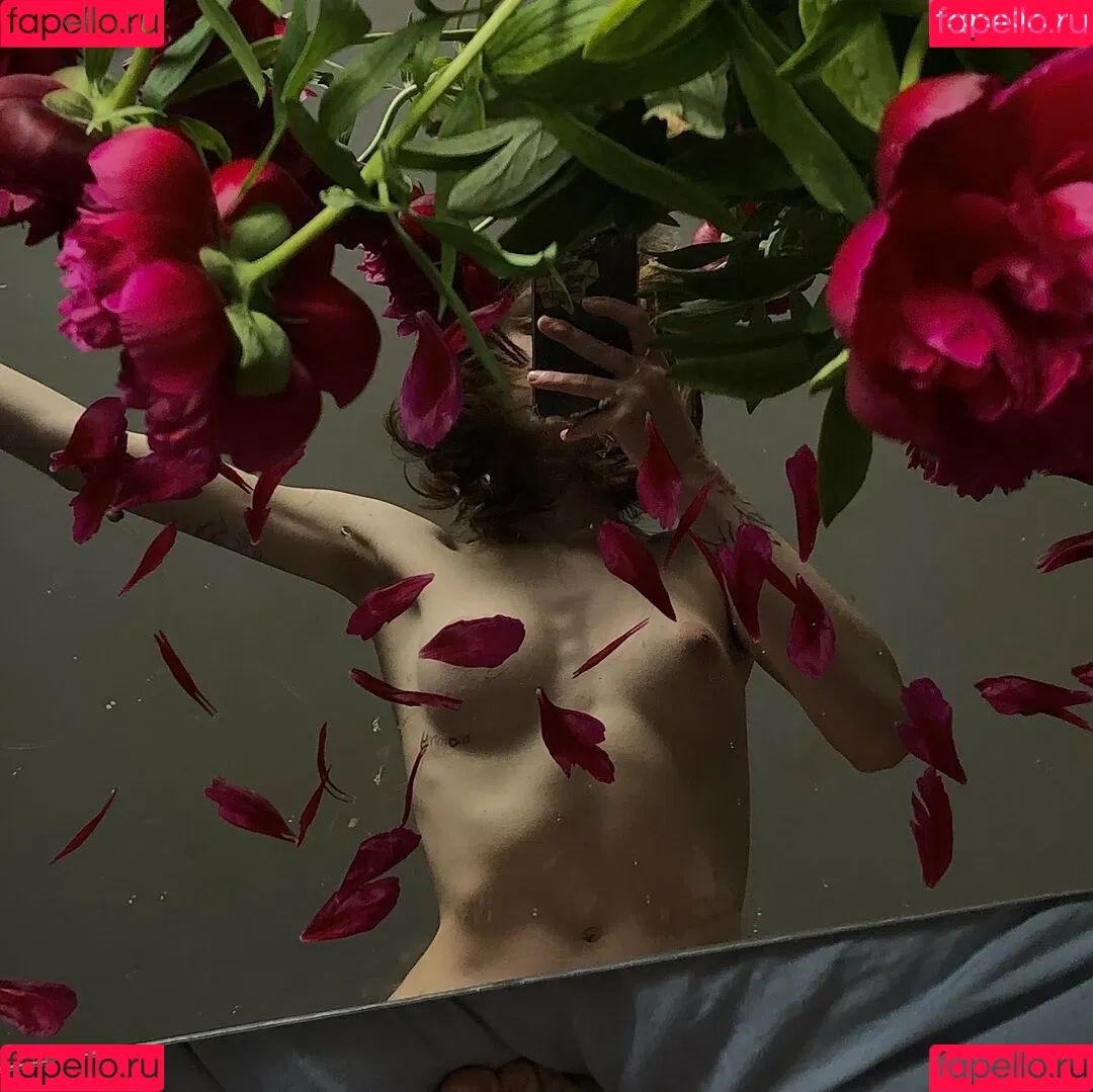 lilbiii / love.lost420 Onlyfans Photo Gallery 
