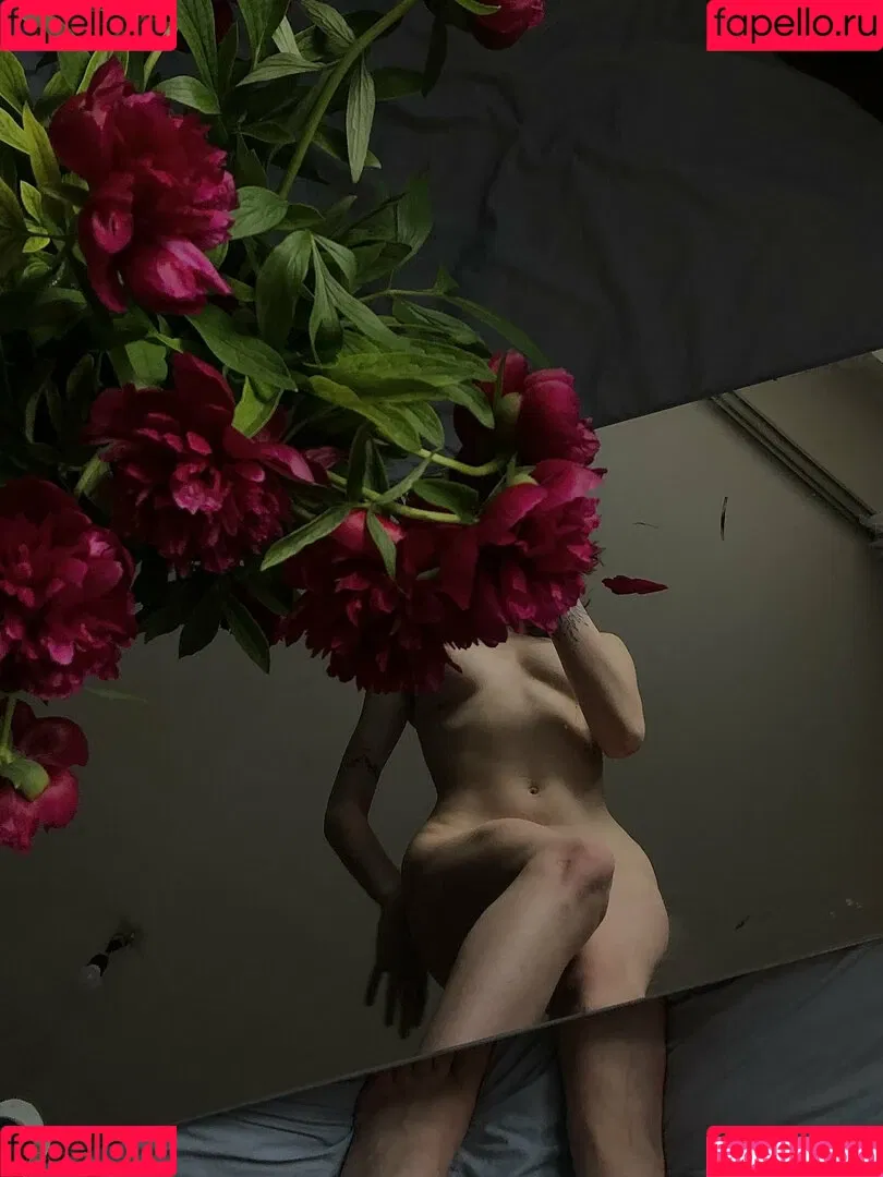 lilbiii / love.lost420 Onlyfans Photo Gallery 