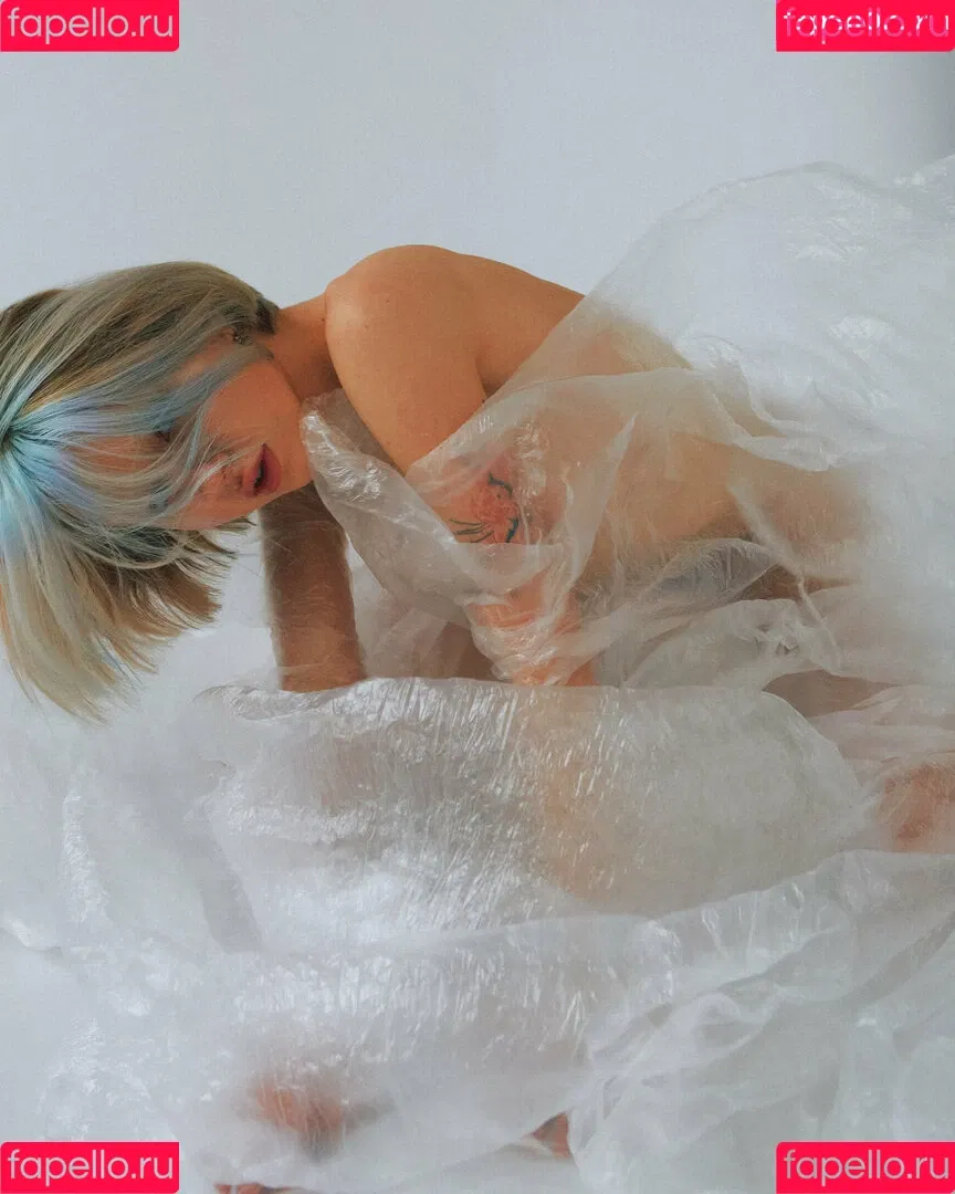 lilbiii / love.lost420 Onlyfans Photo Gallery 