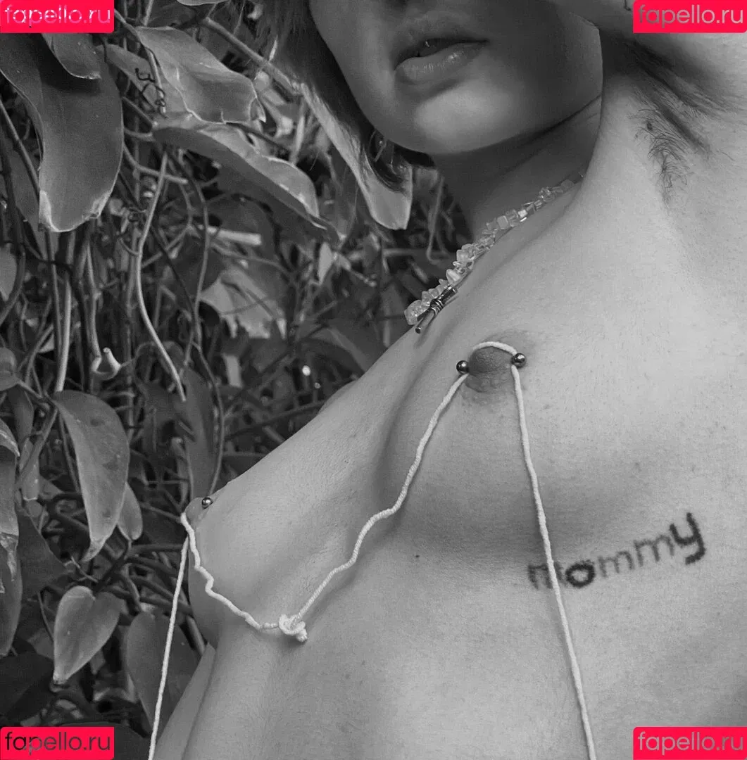lilbiii / love.lost420 Onlyfans Photo Gallery 