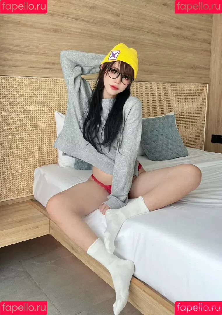 Kawai Binh / Pingping 2011 / ping.cos / pingpinggg2011 Onlyfans Photo Gallery 