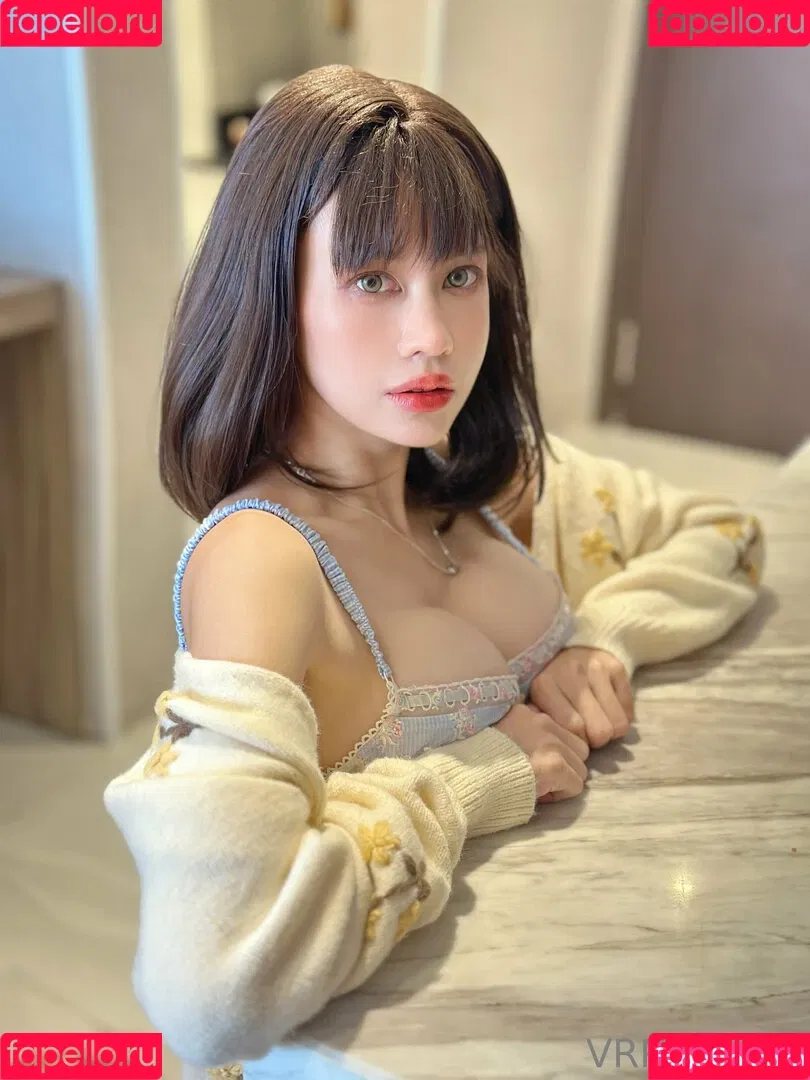 Kawai Binh / Pingping 2011 / ping.cos / pingpinggg2011 Onlyfans Photo Gallery 