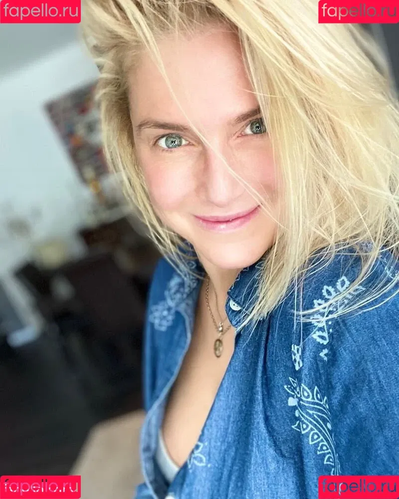 Jeanette Biedermann / jeanettebiedermann Onlyfans Photo Gallery 