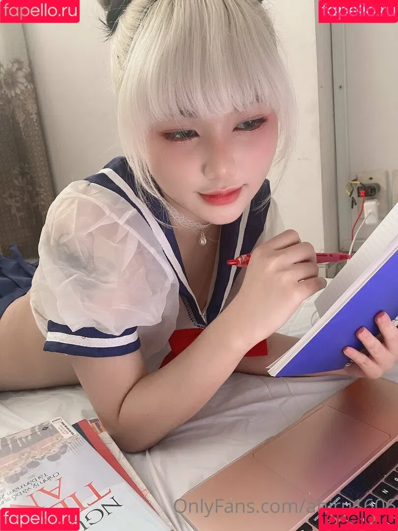 Ahiru1606 / arcazengale Onlyfans Photo Gallery 