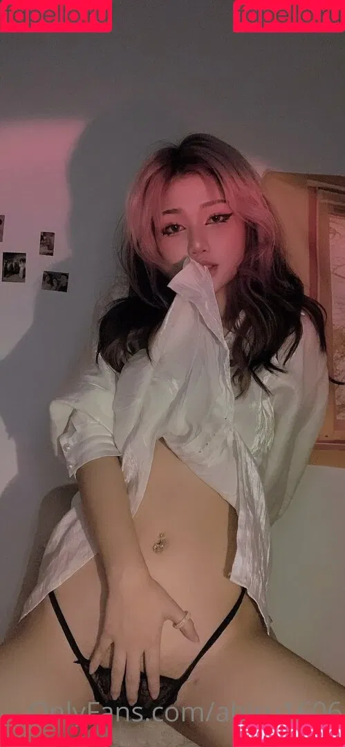 Ahiru1606 / arcazengale Onlyfans Photo Gallery 