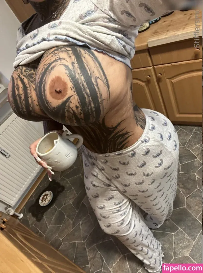 Stifflersmom / officialstifflersmom Onlyfans Photo Gallery 