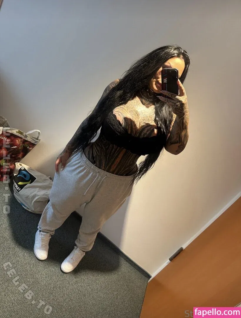 Stifflersmom / officialstifflersmom Onlyfans Photo Gallery 