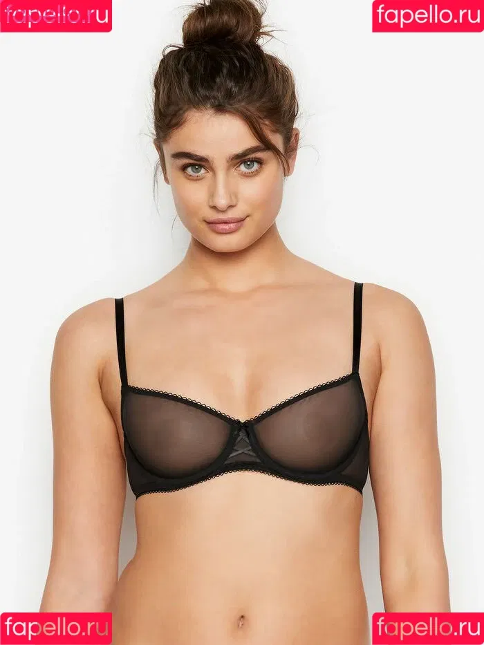 Taylor Marie Hill / taylerhillss / taylor_hill Onlyfans Photo Gallery 