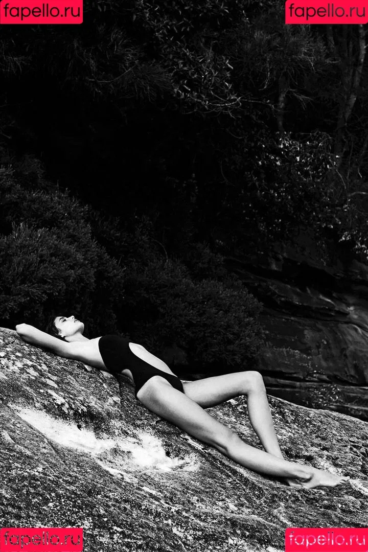 Taylor Marie Hill / taylerhillss / taylor_hill Onlyfans Photo Gallery 