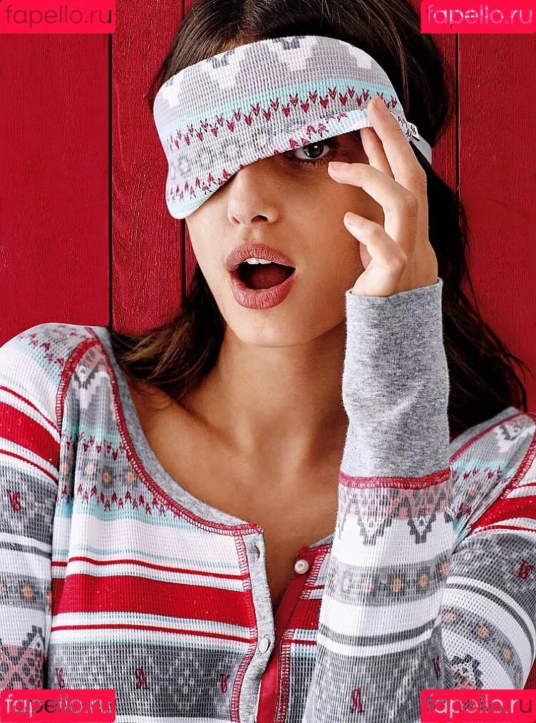 Taylor Marie Hill / taylerhillss / taylor_hill Onlyfans Photo Gallery 