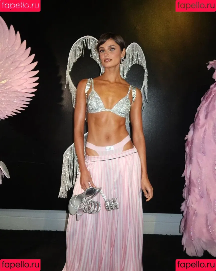 Taylor Marie Hill / taylerhillss / taylor_hill Onlyfans Photo Gallery 