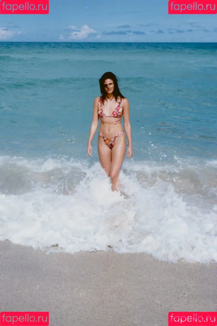 Taylor Marie Hill / taylerhillss / taylor_hill Onlyfans Photo Gallery 