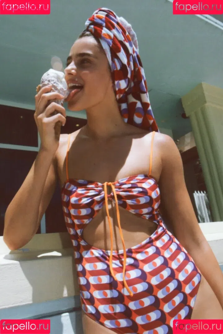 Taylor Marie Hill / taylerhillss / taylor_hill Onlyfans Photo Gallery 