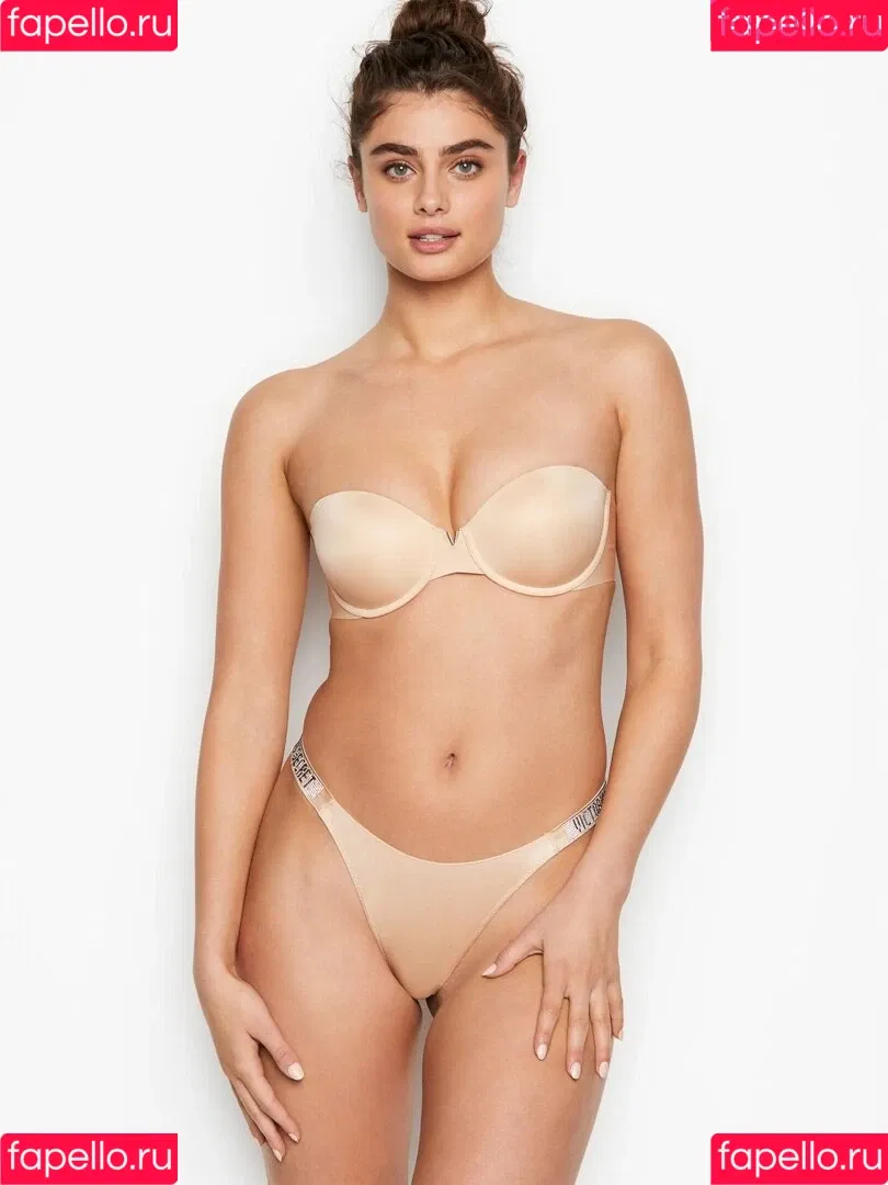 Taylor Marie Hill / taylerhillss / taylor_hill Onlyfans Photo Gallery 