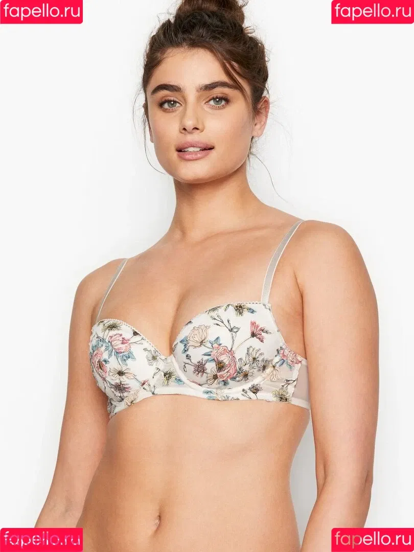 Taylor Marie Hill / taylerhillss / taylor_hill Onlyfans Photo Gallery 