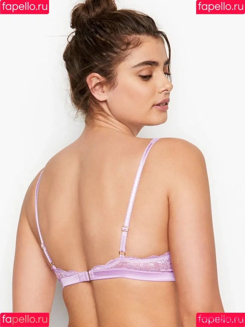 Taylor Marie Hill / taylerhillss / taylor_hill Onlyfans Photo Gallery 
