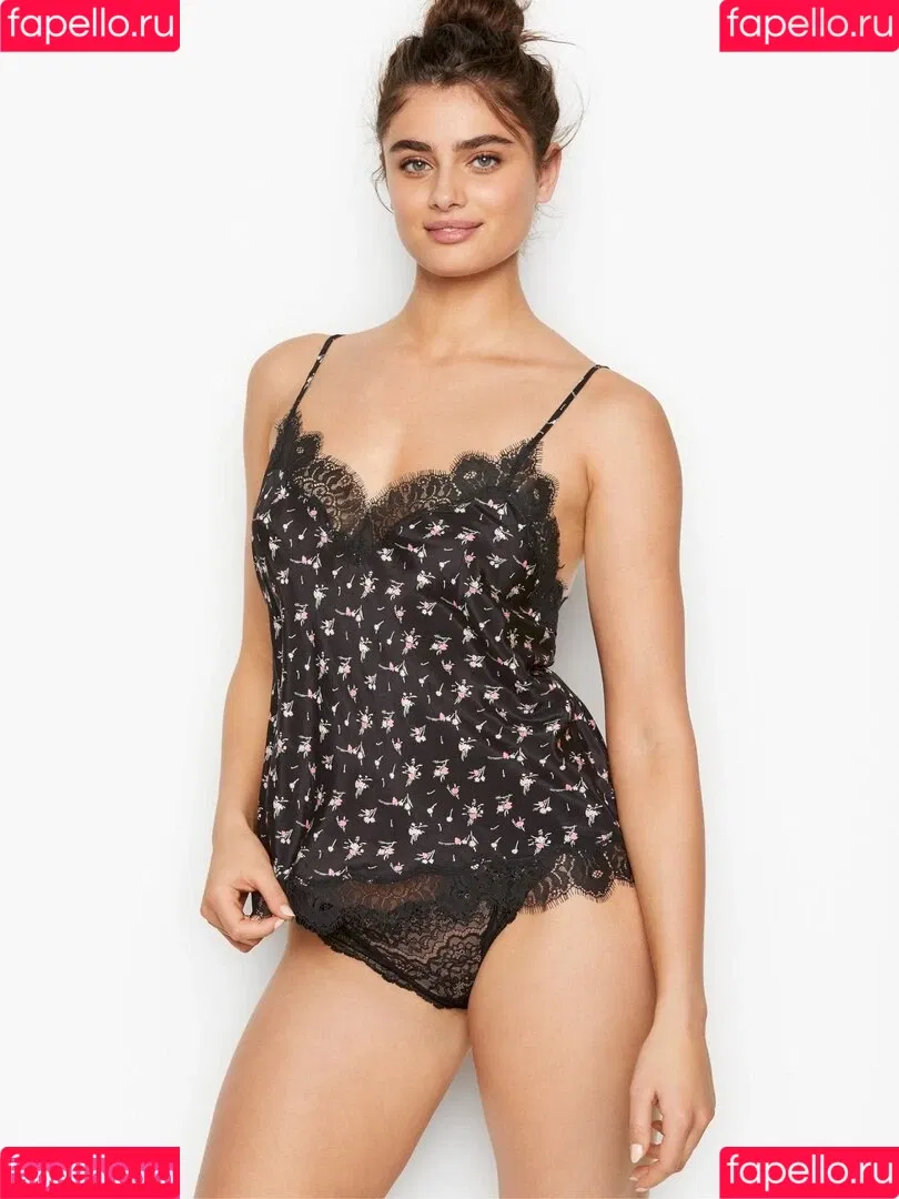 Taylor Marie Hill / taylerhillss / taylor_hill Onlyfans Photo Gallery 