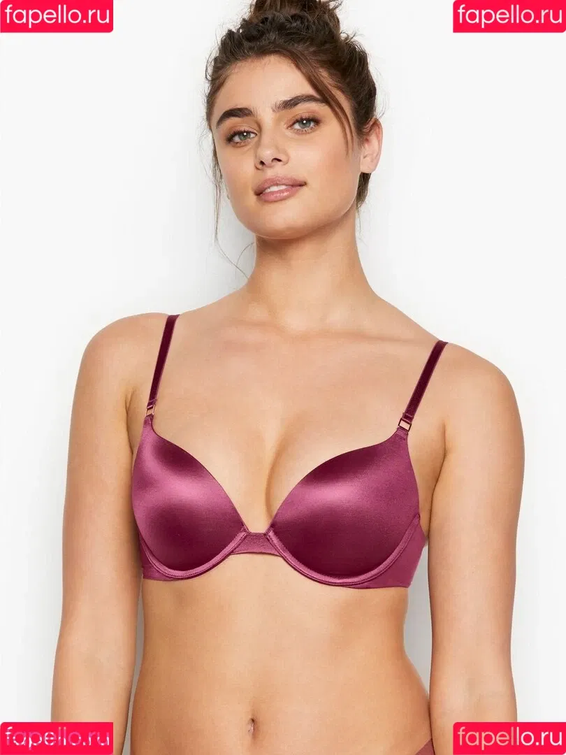 Taylor Marie Hill / taylerhillss / taylor_hill Onlyfans Photo Gallery 