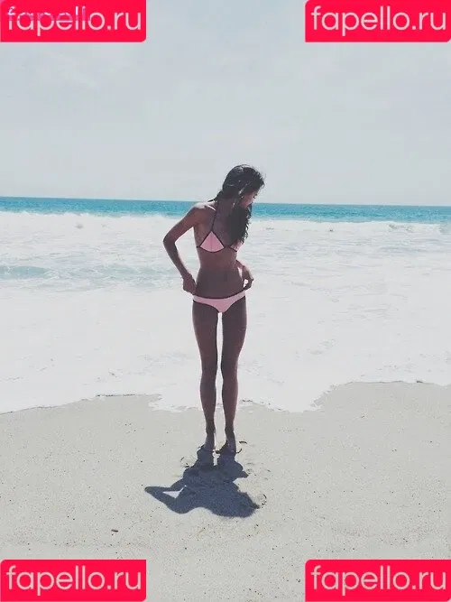 Taylor Marie Hill / taylerhillss / taylor_hill Onlyfans Photo Gallery 