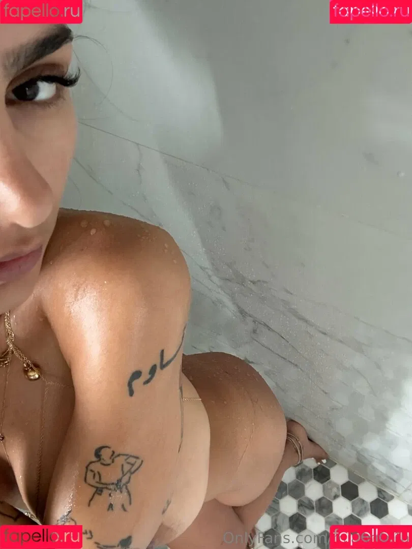 Mia Khalifa / miakhalifa Onlyfans Photo Gallery 