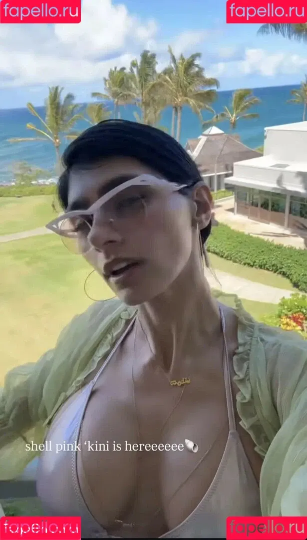 Mia Khalifa / miakhalifa Onlyfans Photo Gallery 