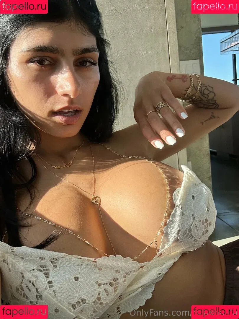 Mia Khalifa / miakhalifa Onlyfans Photo Gallery 