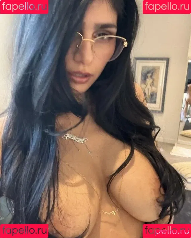 Mia Khalifa / miakhalifa Onlyfans Photo Gallery 