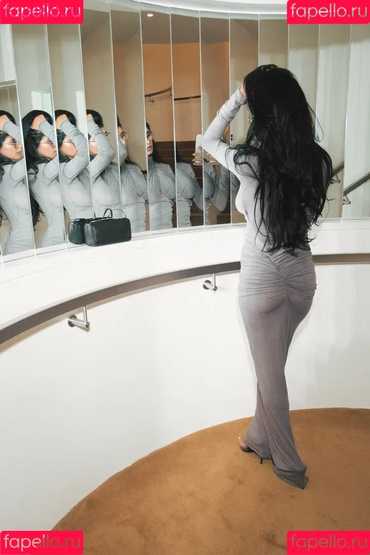 Mia Khalifa / miakhalifa Onlyfans Photo Gallery 