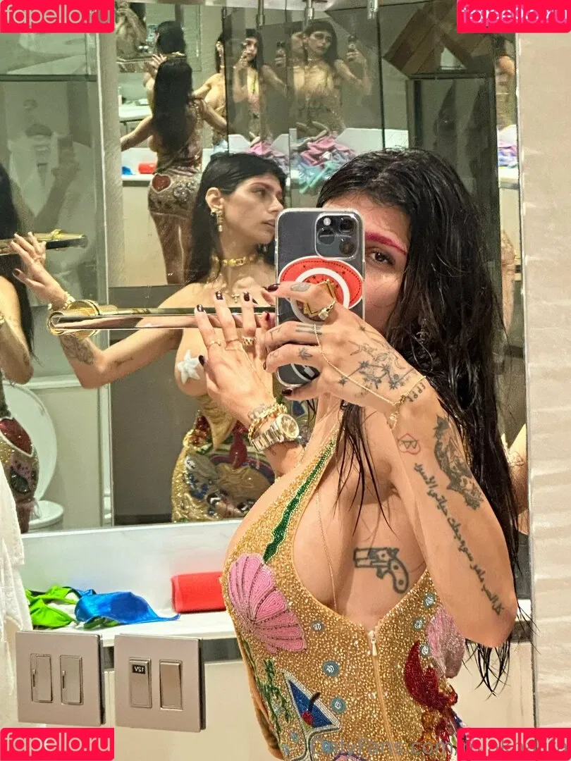 Mia Khalifa / miakhalifa Onlyfans Photo Gallery 