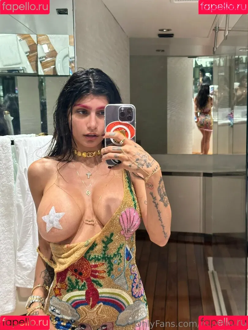 Mia Khalifa / miakhalifa Onlyfans Photo Gallery 