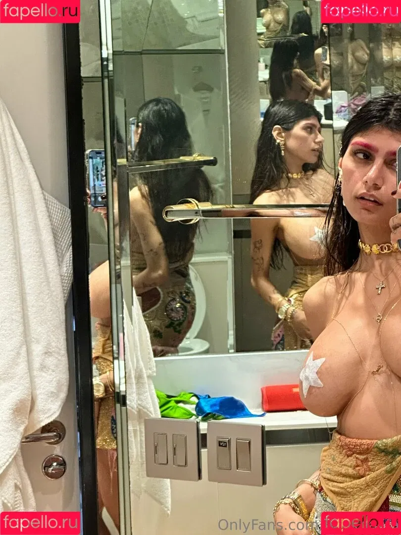 Mia Khalifa / miakhalifa Onlyfans Photo Gallery 