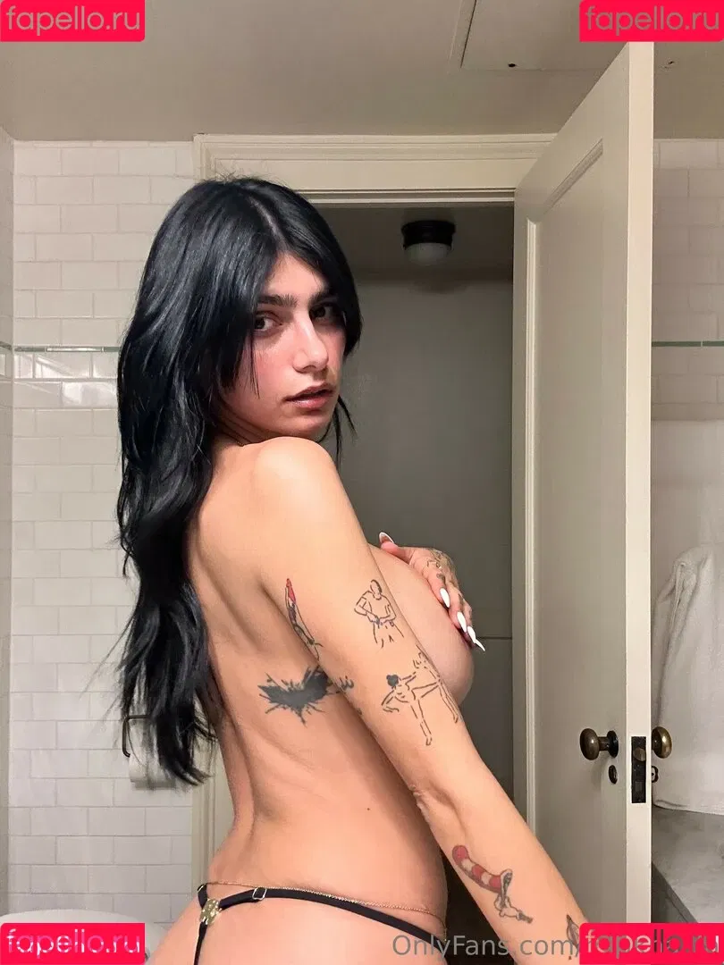 Mia Khalifa / miakhalifa Onlyfans Photo Gallery 