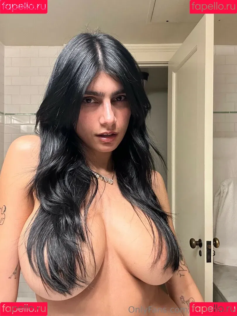 Mia Khalifa / miakhalifa Onlyfans Photo Gallery 