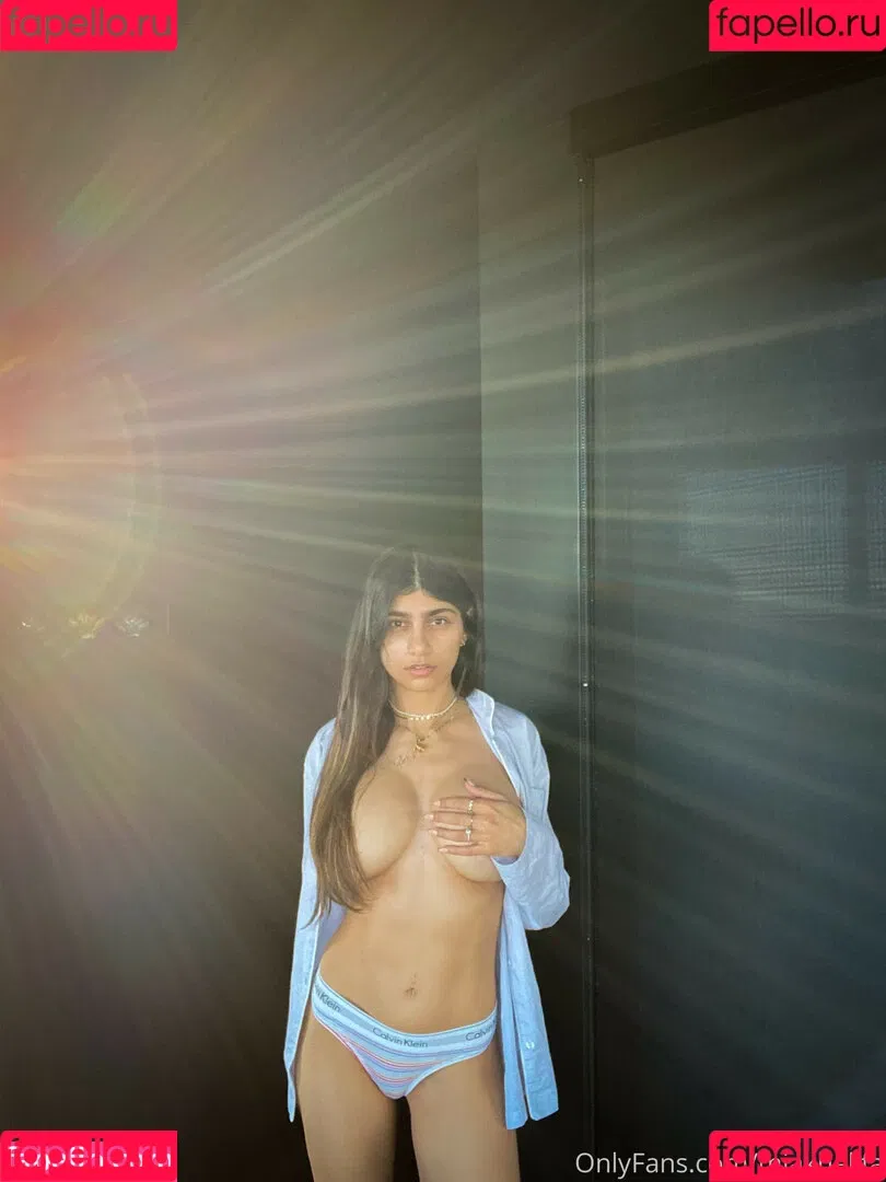 Mia Khalifa / miakhalifa Onlyfans Photo Gallery 