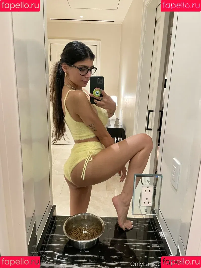 Mia Khalifa / miakhalifa Onlyfans Photo Gallery 