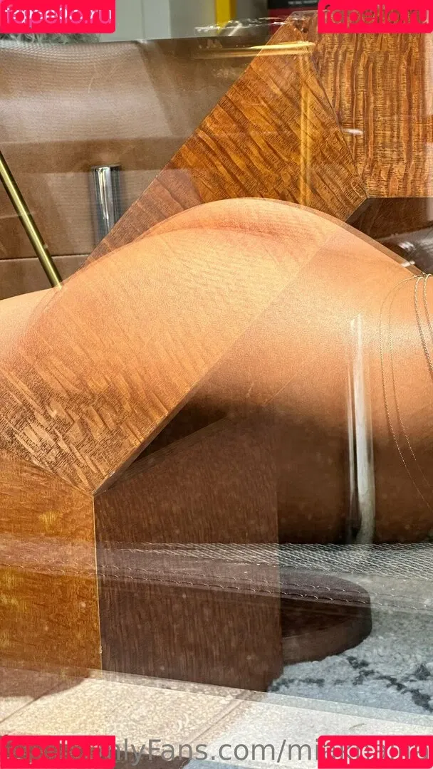 Mia Khalifa / miakhalifa Onlyfans Photo Gallery 