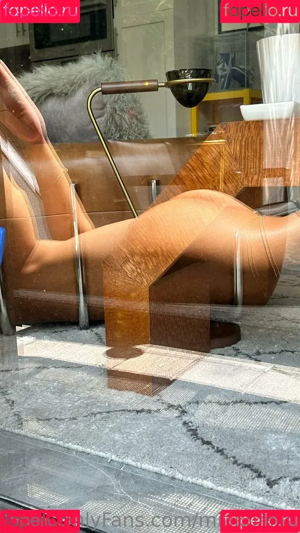 Mia Khalifa / miakhalifa Onlyfans Photo Gallery 