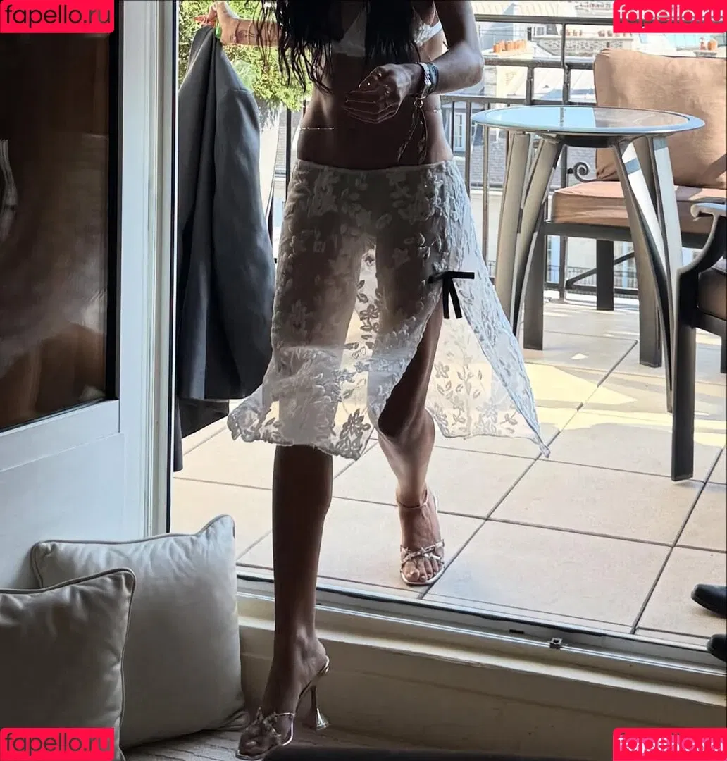 Mia Khalifa / miakhalifa Onlyfans Photo Gallery 