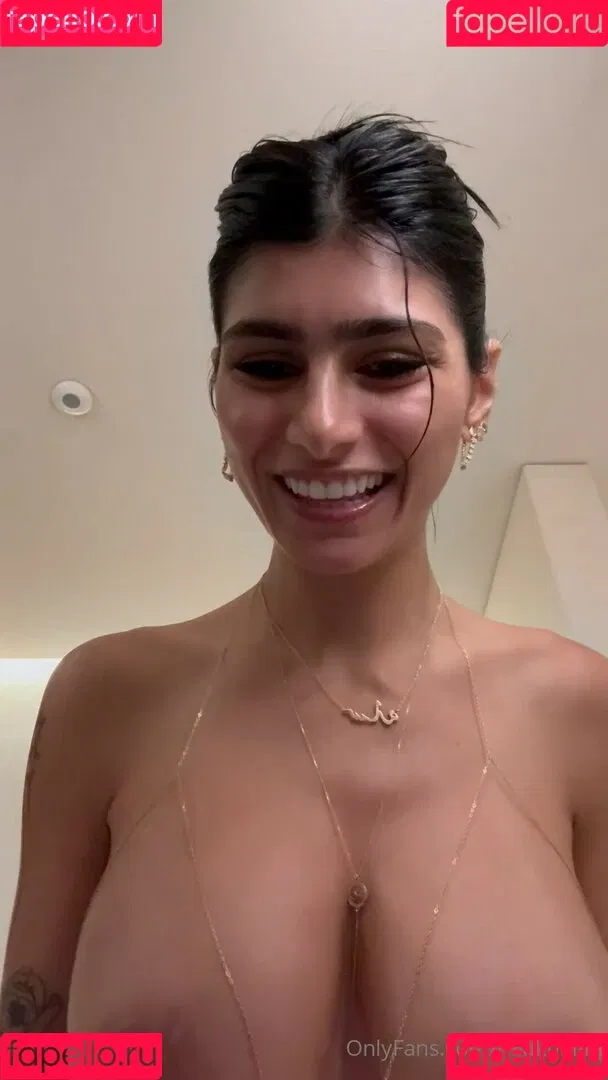 Mia Khalifa / miakhalifa Onlyfans Photo Gallery 
