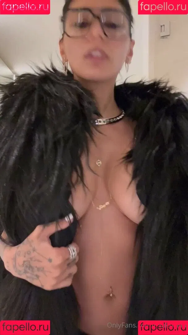 Mia Khalifa / miakhalifa Onlyfans Photo Gallery 