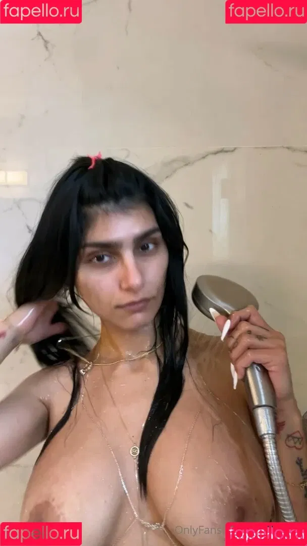 Mia Khalifa / miakhalifa Onlyfans Photo Gallery 