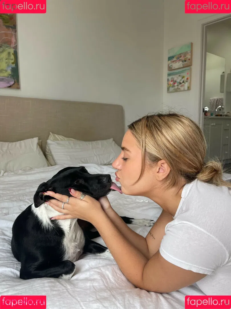 Mackenzie Ziegler / kenzie Onlyfans Photo Gallery 