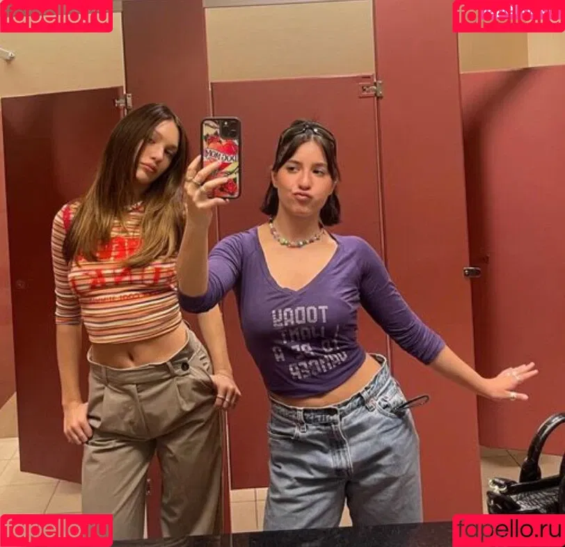 Mackenzie Ziegler / kenzie Onlyfans Photo Gallery 