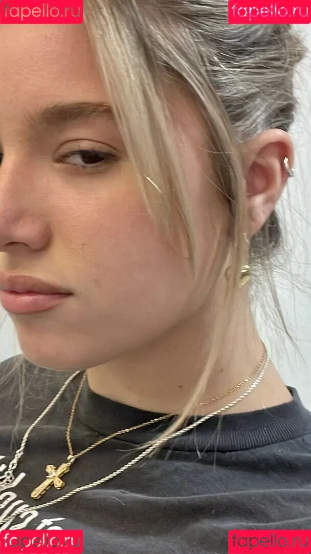 Mackenzie Ziegler / kenzie Onlyfans Photo Gallery 