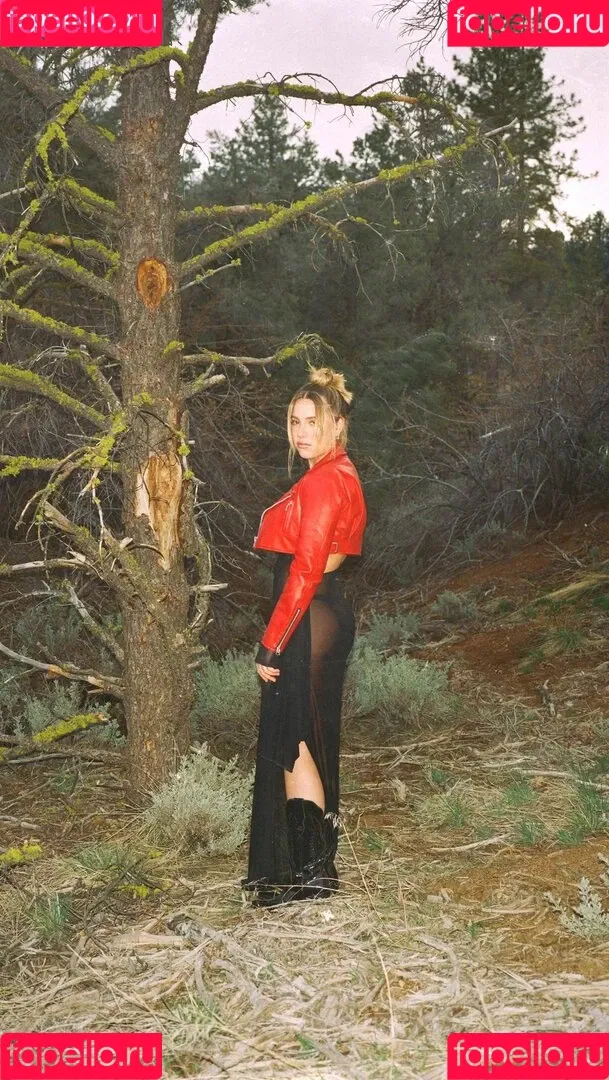 Mackenzie Ziegler / kenzie Onlyfans Photo Gallery 