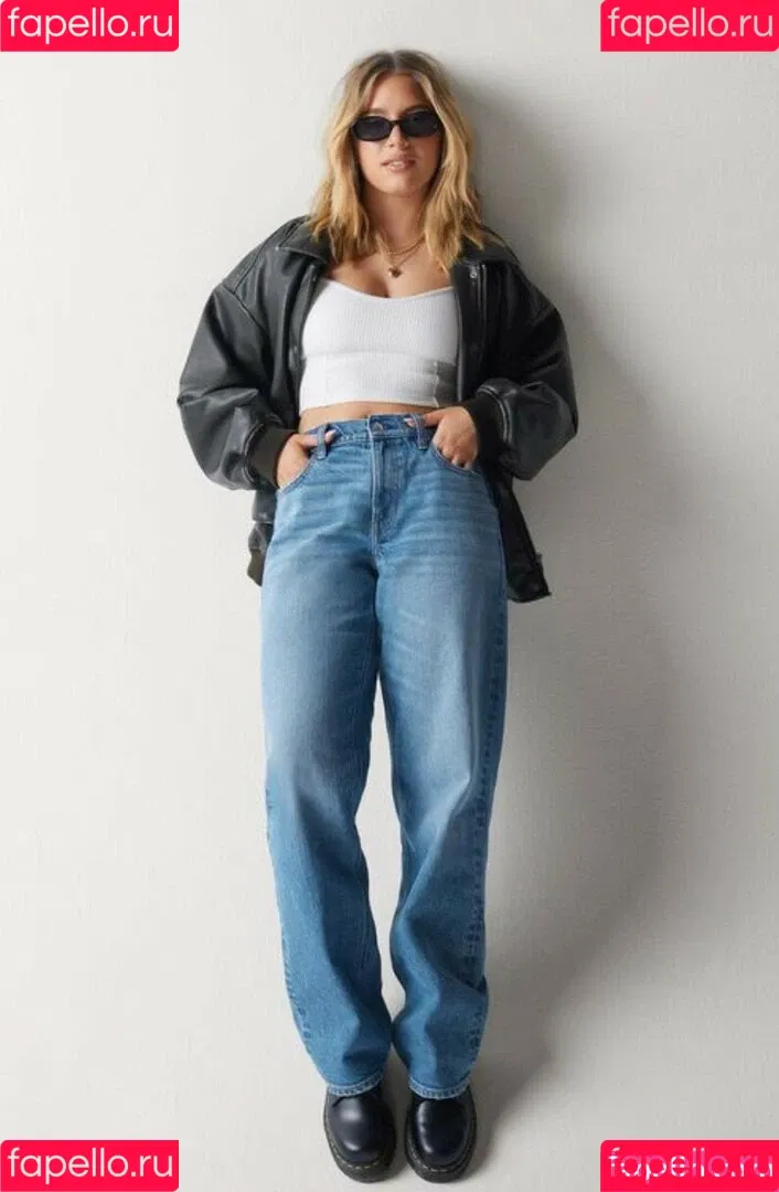 Mackenzie Ziegler / kenzie Onlyfans Photo Gallery 