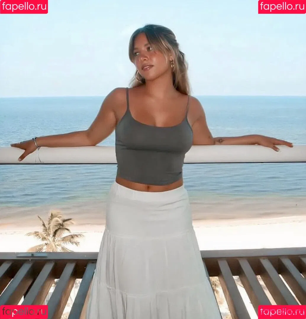 Mackenzie Ziegler / kenzie Onlyfans Photo Gallery 