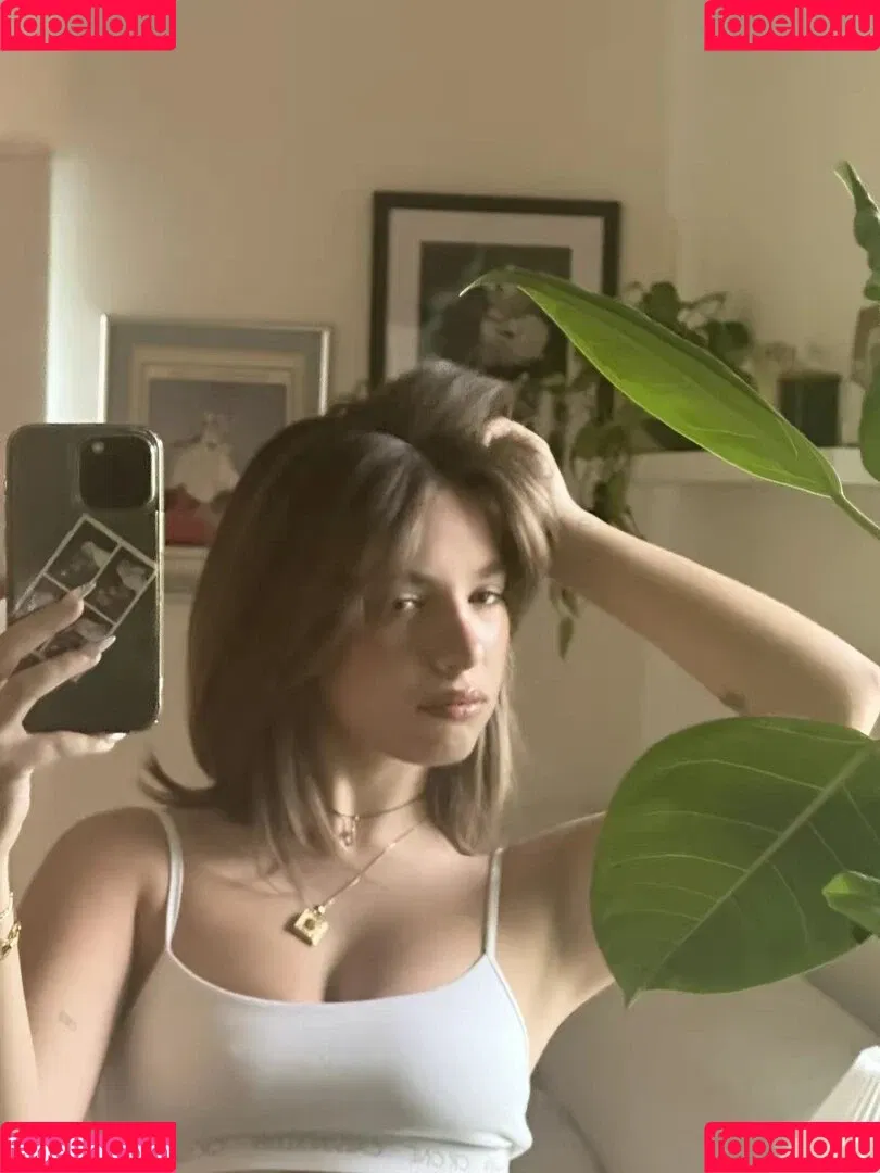 Mackenzie Ziegler / kenzie Onlyfans Photo Gallery 